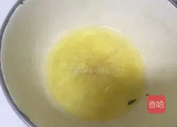 Illustration of how to make a cream cake 3