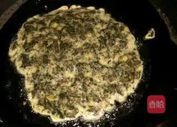 Illustration of how to make Chinese toon egg cake 3