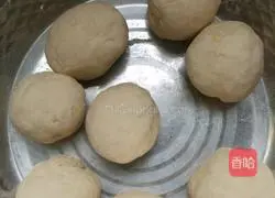 Illustration of how to make crucian carp cakes 3