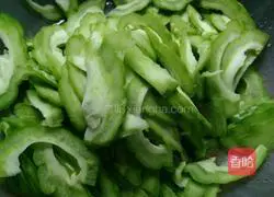 Bitter Melon Egg Pancake Recipe Illustration 1