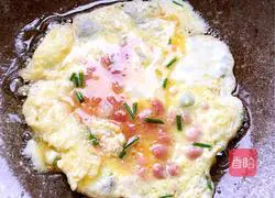 Illustration of how to make egg lean meat pie 3