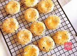 Illustration of making seaweed, meat floss and sesame cake 10