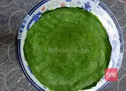 Illustration of how to make spinach egg pancake 4