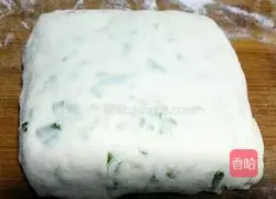 Illustration of making dough scallion pancake 8