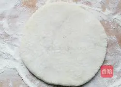 Illustration of how to make brown sugar stuffed dough cake 12