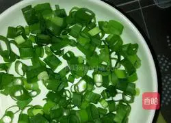 Illustration of how to make scallion pancakes 2