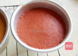 Red Velvet Cream Layer Cake Recipe Illustration 7