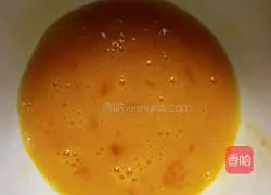 Illustration of how to make pancakes with green onions and eggs 3