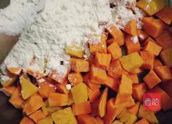 Illustration of how to make sweet potato pancakes 2