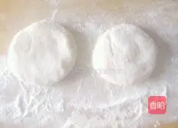 Illustration of how to make chive egg pancake 2