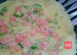 Illustration of how to make scallion egg pancake 9