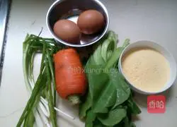 Breakfast: wontons , Illustration of how to make egg and vegetable tortillas 1