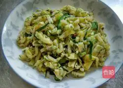 Illustration of how to make fried pancakes 7