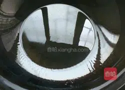 Illustration of how to make scallion pancakes 5