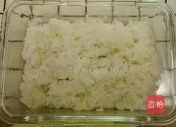 Illustration of how to make instant sushi 3