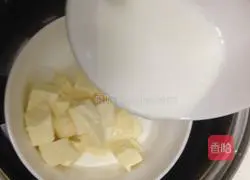 Illustration of making handmade light cheesecake 2