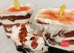 Red Velvet Strawberry Cream Cake Box Recipe Illustration 16 