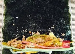 Illustration of how to make fancy sushi 11 