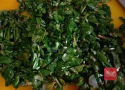 Illustration of how to make purslane pancakes 1