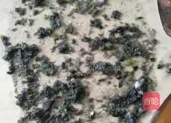 Illustration of how to make black sesame paste and scallion pancake 3