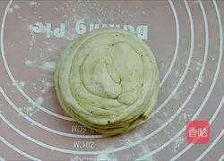 Illustration of making homemade salt and pepper hand cakes 7