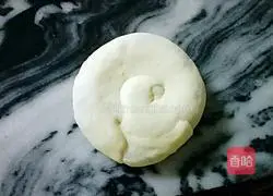 Illustration of how to make lard pancakes 12