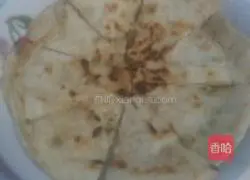 Illustration of how to make scallion pancakes 5