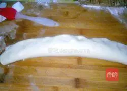 Illustration of how to make hand-shredded biscuits 7