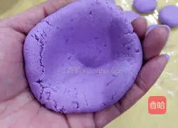 Illustration of how to make purple sweet potato and lotus paste glutinous rice cake 7