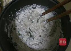 Illustration of how to make scallion pancakes 3