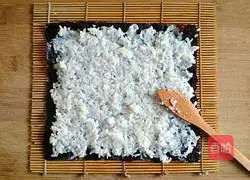 Illustration of how to make Sakura sushi 2