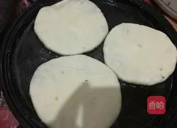 Leek and Egg Pie Recipe Illustration 20