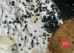 Illustration of how to make scallion pancakes 1