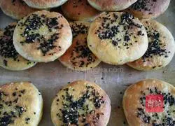 Illustration of how to make square melon bean paste cake 5