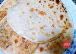 Illustration of how to make hot noodle sugar cakes 4