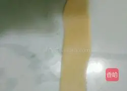 Illustration of how to make egg yolk crisps (16 pieces) 11