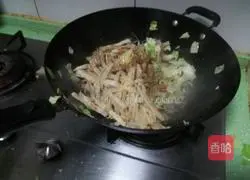 Illustration of how to make vegetarian fried pancakes 6