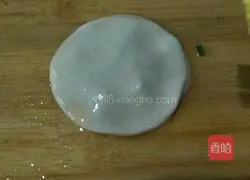An alternative way to eat dumpling skins~~~Illustration of how to make scallion pancakes 7