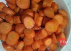 Illustration of how to make pan-fried carrot cake 2