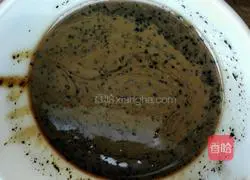 Illustration of how to make salt and pepper pancakes 17