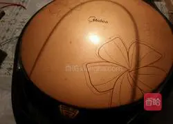 Illustration of how to make pancakes 6