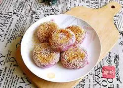 Illustration of how to make purple potato dough cake 13