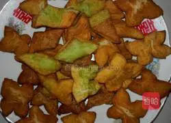 Illustration of how to make fried pancakes 9