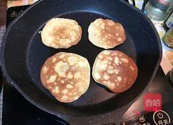 Illustration of how to make strawberry waffles 6