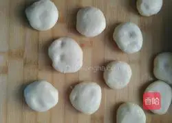 Illustration of how to make bean paste cake 2