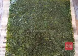 Family version of simple sushi recipe illustration 3