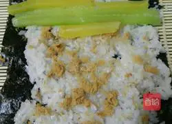 Illustration of how to make sushi 5