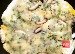 Illustration of how to make green onion and egg pancakes 5