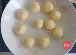 Illustration of how to make a crispy coconut cake 14