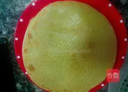 Purple Illustration of how to make potato omelette rolls 3